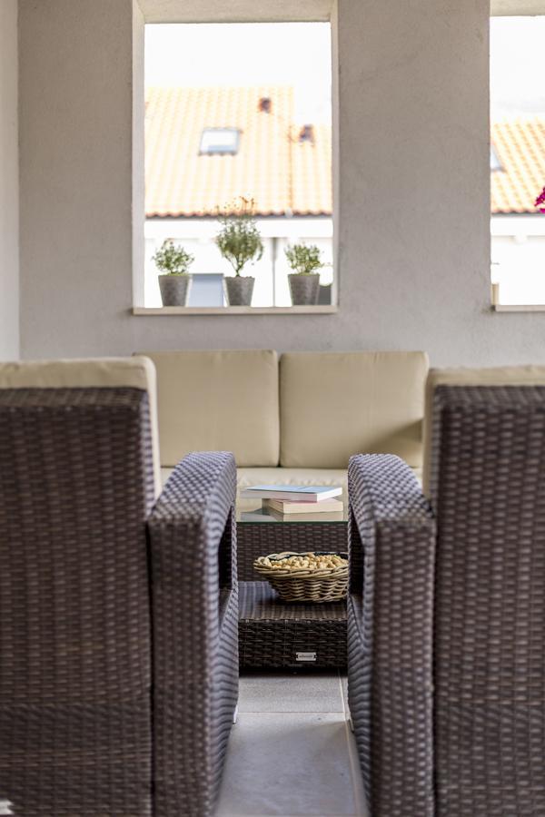 Apartment Luxury 3 Bed Apartment, Large Terrace, Pool, Close To And Split! Podstrana